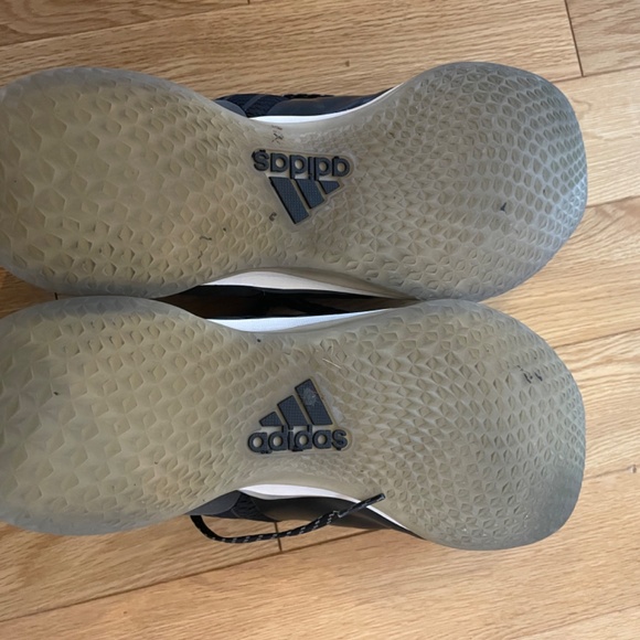 db1085 adidas